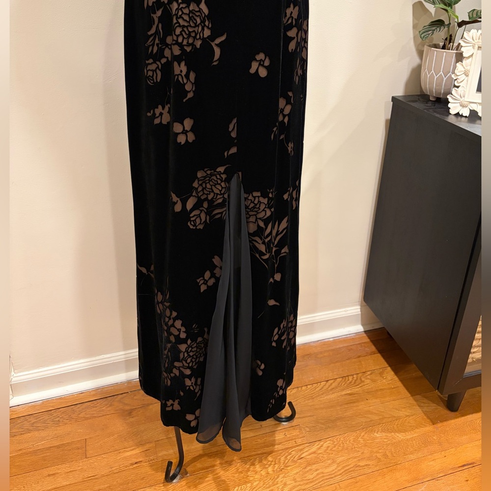 Vintage Dave and Johnny by Laura Ryner Black Floral Gown - Picture 4 of 7